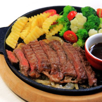 Bò Fuji nướng đá